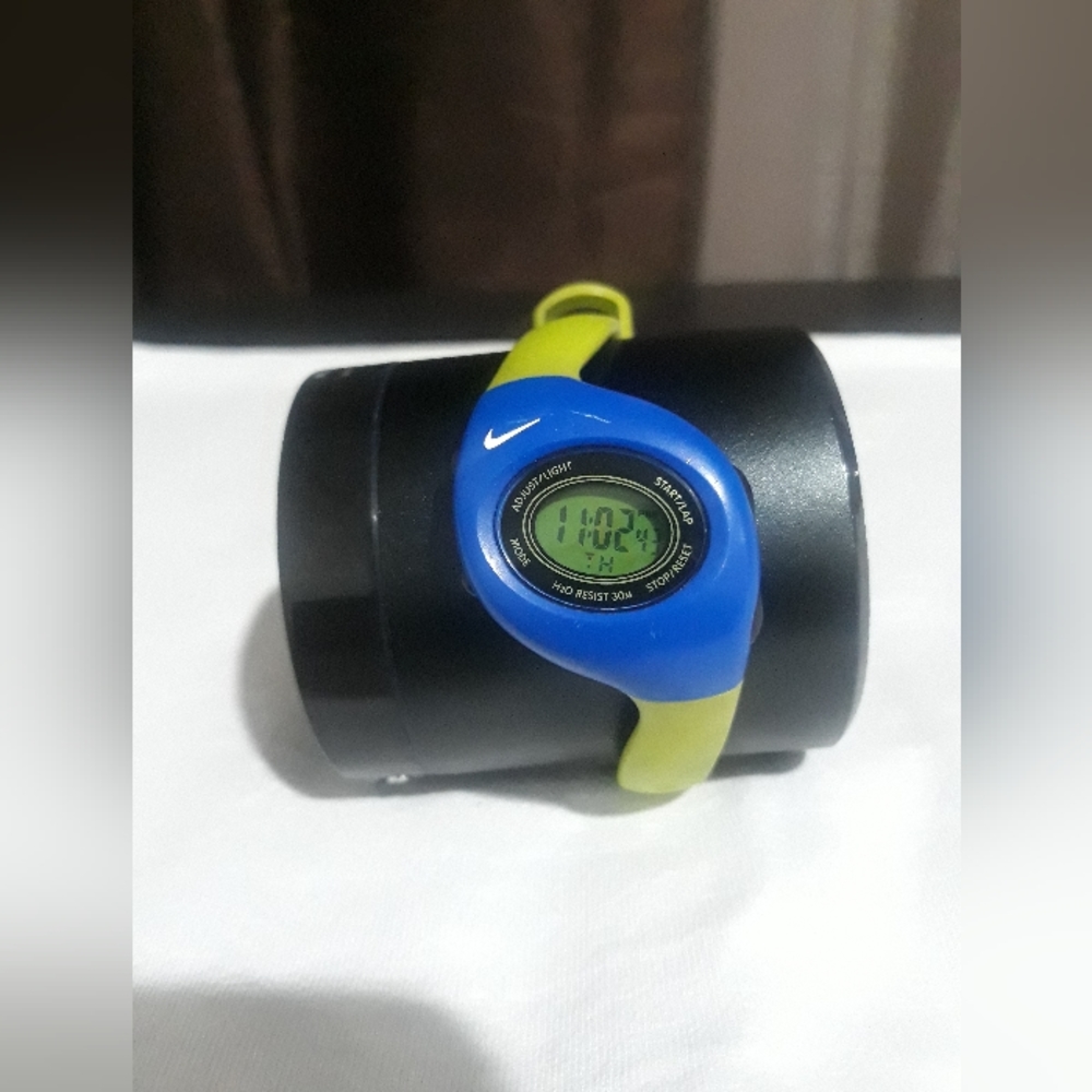 Ladies Vintage Nike Watch Green/Blue